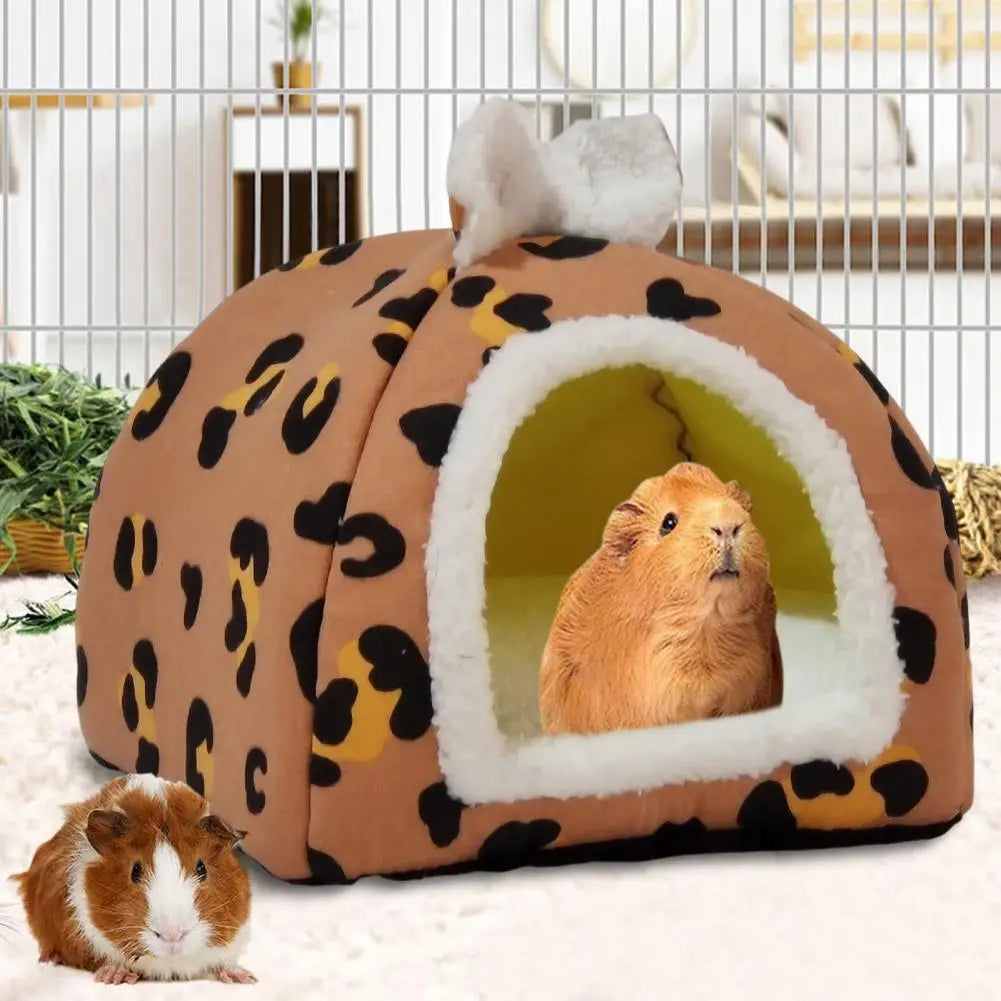 Small Sleeping House Cozy Hideout Bed for Guinea Pigs Rabbits Rats Hedgehogs